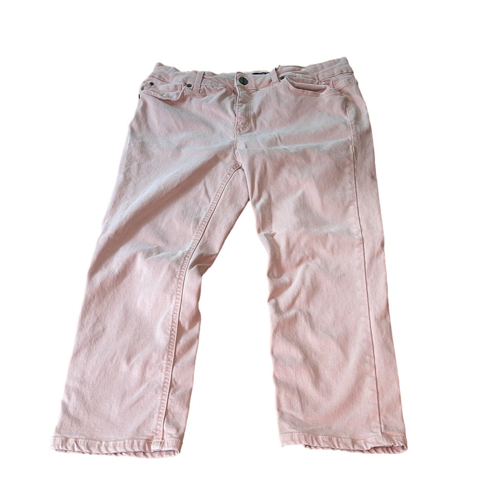 Light pink Jones NY Capri pants 8